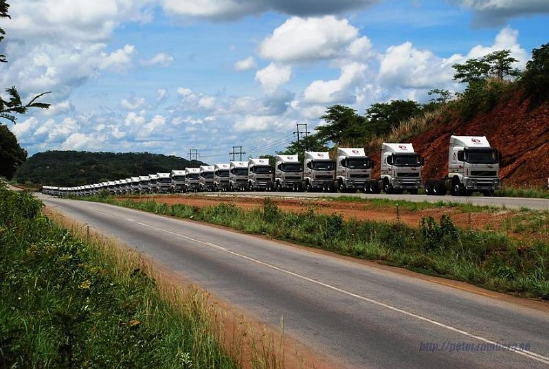 Zimbabwe trucks (8).JPG